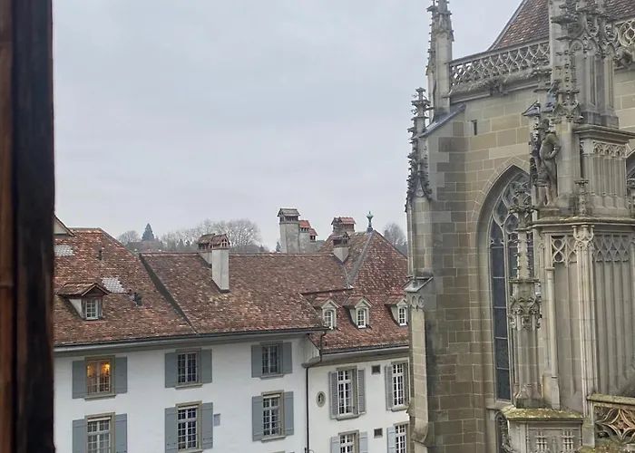 Lejlighed Historic Cathedral View In The Heart Of 4th Floor - No Lift *