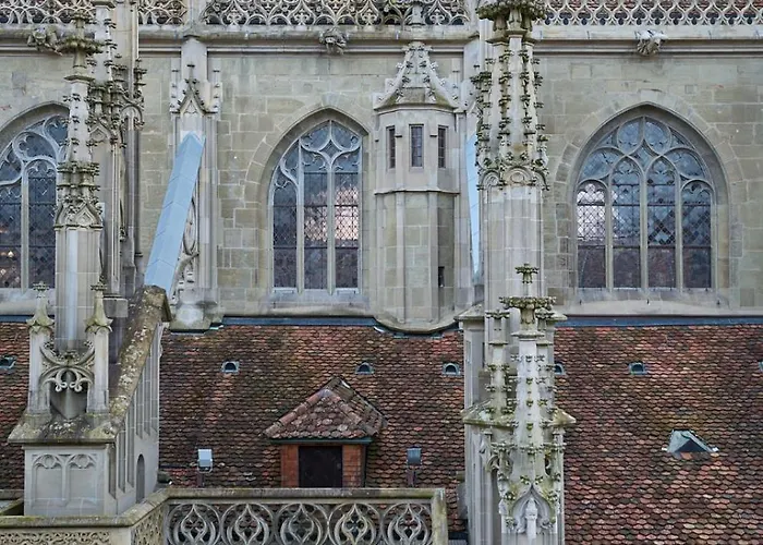Historic Cathedral View In The Heart Of 4th Floor - No Lift Bern