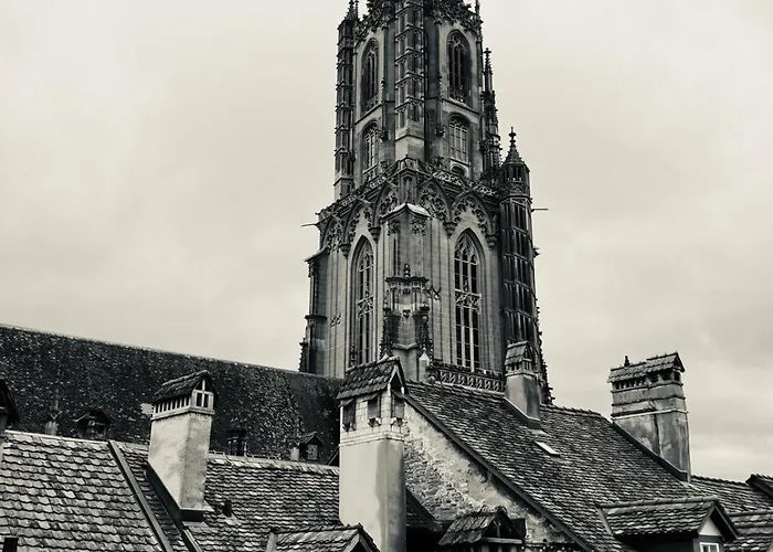Historic Cathedral View In The Heart Of 4th Floor - No Lift * Bern