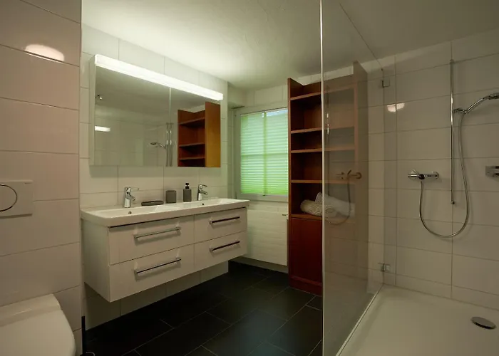 Historic Cathedral View In The Heart Of 4th Floor - No Lift Lejlighed