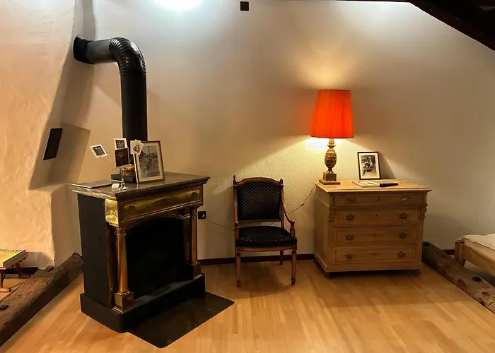 Historic Cathedral View In The Heart Of 4th Floor - No Lift Lejlighed *